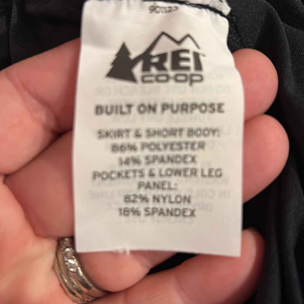 REI Co-op Sz XS Screeline black Hiking Camp Skirt Skort UPF 50+ Stretch Women's - Picture 6 of 6